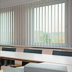 Вертикальные жалюзи для кабинета цена. Купить в «Мастерская Жалюзи»